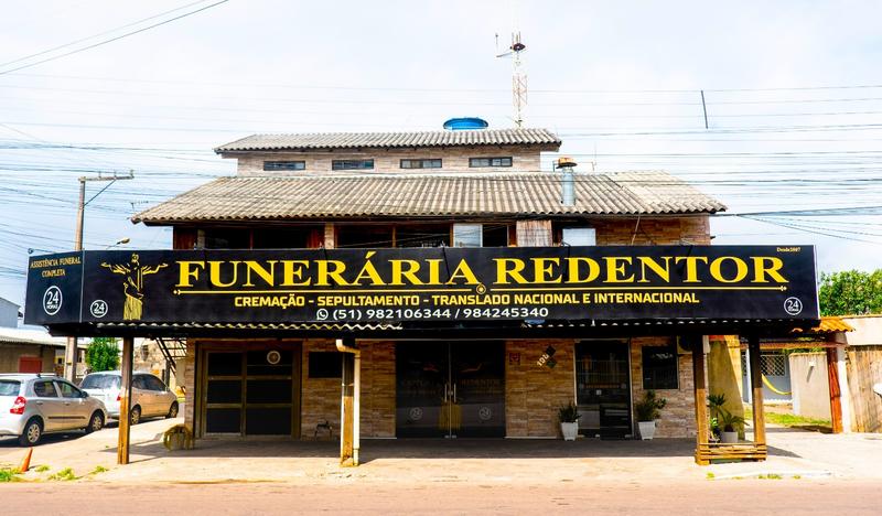 Fachada principal da Funerária Redentor em Canoas
